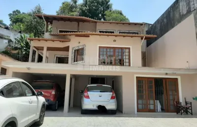 Casa com 4 quartos à venda na Rua Antônio Carlos Ferreira, 518, Agronômica, Florianópolis