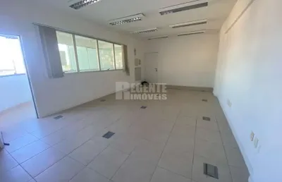 Sala comercial para alugar na Avenida Mauro Ramos, 224, Centro, Florianópolis
