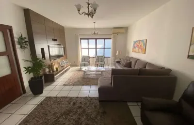 Casa à venda no bairro corrego grande em florianópolis.