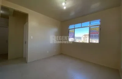 Excelente apartamento de 3 dormitórios no bairro trindade, perto da ufsc!
