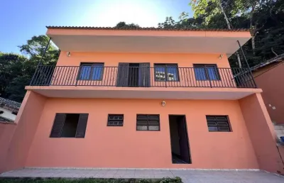 Sobrado com 3 dormitórios à venda, 378 m² por r$ 620.000,00 - prainha - caraguatatuba/sp