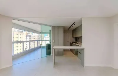Apartamento com 5 quartos à venda na Rua 234, 74, Meia Praia, Itapema