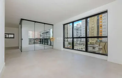 Apartamento com 3 quartos à venda na Rua 207, 348, Meia Praia, Itapema