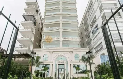 Petit chateau apartamento frente mar 3 suítes e 3 vagas canto da praia
