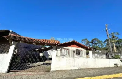 Casa à venda 3 quartos com terreno amplo em alto são bento itapema/sc