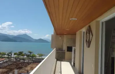 Apartamento de alto padrão com vista mar no itaguá.