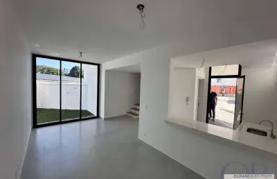Sobrado novo dentro de condominio com 3 dormitórios no itaguá.