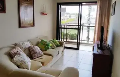 Apartamento com 2 dormitórios apenas 50 metros da orla do itaguá