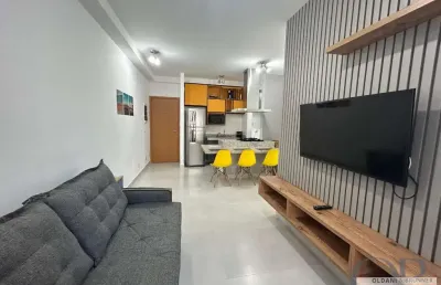Apartamento mobiliado com 2 dormitórios na praia grande.