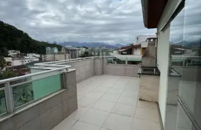 Cobertura duplex com 3 dormitórios na praia grande vista mar.