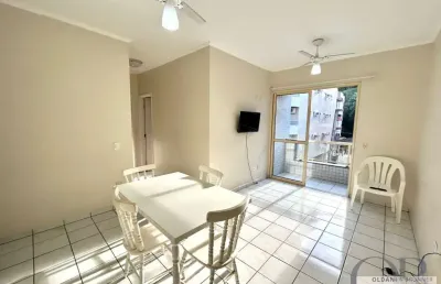 Apartamento mobiliado com 2 dormitórios apenas 150 metros da praia grande
