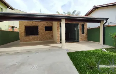 Casa com 3 quartos para alugar no Silop, Ubatuba 