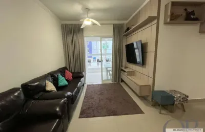 Apartamento mobiliado com 2 dormitórios nas toninhas