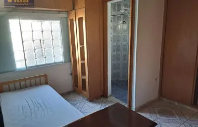 Casa com 2 quartos para alugar na Avenida Gen. Mac Arthur, Vila Lageado, São Paulo