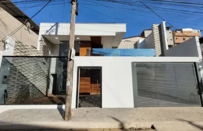 Casa com 3 quartos à venda no Tiradentes, Ipatinga 
