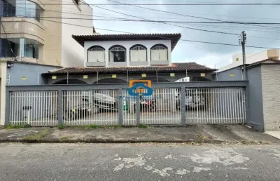 Casa a venda próximo ao hospital no bairro imbaúbas.