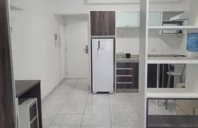 Studio mobiliado em condomínio clube no centro de curitiba