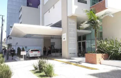 Apartamento de 01 quarto mobiliado em condomínio clube