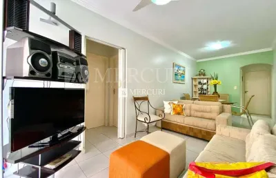 Apartamento no guarujá, enseada, 2 quartos, sala para 2 ambientes e sacada - mercuri imóveis - imobiliária no guarujá