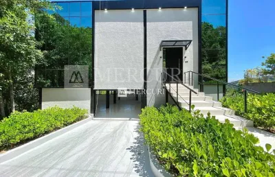 Casa em condomínio no guarujá, enseada, com piscina e vista mar, com 3 suítes.