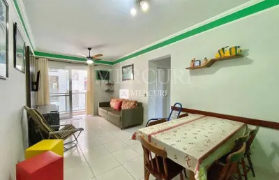 Apartamento no guarujá, enseada, 2 quartos, sala para 2 ambientes e sacada - mercuri imóveis - imobiliária no guarujá