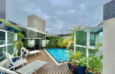 Cobertura penthouse reformada na praia das pitangueiras, guarujá