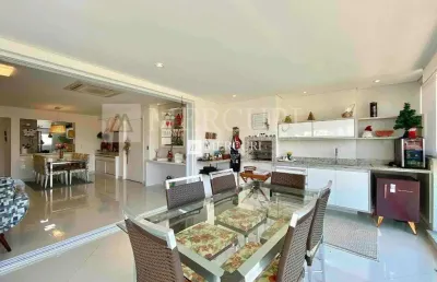 Apartamento no guarujá, enseada, 3 quartos, sala para 2 ambientes e varanda gourmet - mercuri imóveis - imobiliária no guarujá