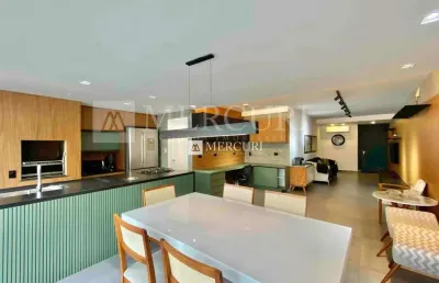 Apartamento no guarujá, pitangueiras, reformado e com varanda gourmet.