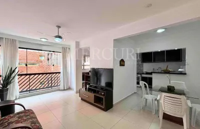 Apartamento no guarujá, enseada, sacada e 2 quartos