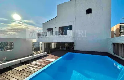 Cobertura duplex no guarujá, enseada, reformada com piscina e churrasqueira