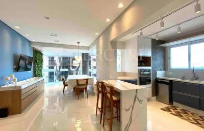 Apartamento no guarujá, enseada, com vista mar, 3 suítes e reformado  mercuri imóveis guarujá