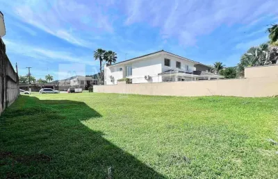 Terreno  à venda no guarujá, praia do pernambuco, condomínio jardim acapulco - mercuri imóveis - imobiliária no guarujá