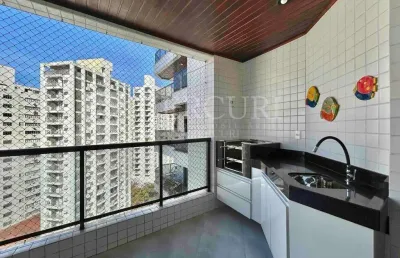 Apartamento no guarujá, pitangueiras, 3 quartos, varanda gourmet e mobiliado- mercuri imóveis guarujá.