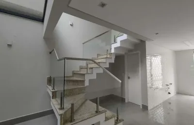 Sobrado com 3 dormitórios sendo 3 suítes e 4 vagas  à venda, 200 m² - rudge ramos - são bernardo do campo/sp