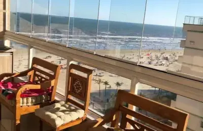 Apartamento semi-mobiliado com vista mar e varanda gourmet com 2 suítes na aviação para venda em praia grande
