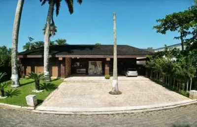 Casa com 7 dormitórios à venda, 563 m² por r$ 4.000.000 - acapulco - guarujá/sp