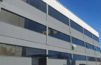 Galpão em taboão - mogi das cruzes: 5.400m², 2 banheiros, venda r$30m e locação r$110k.