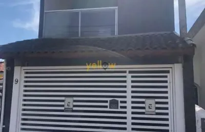 Casa de 210m² em bairro central de mogi das cruzes - 3 dormitórios, 2 suítes, 4 banheiros por r$550k para venda