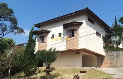 Casa em condomínio fechado em arujázinho com 4 dormitórios e 4 suítes por r$ 2.4 milhões