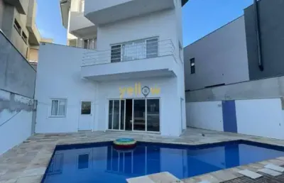 Casa luxuosa em condomínio fechado em parque dos lagos - mogi das cruzes, com 300m² de área útil, 3 dormitórios, 5 banheiros, por r$2.850.000. encontre seu lar ideal agora!