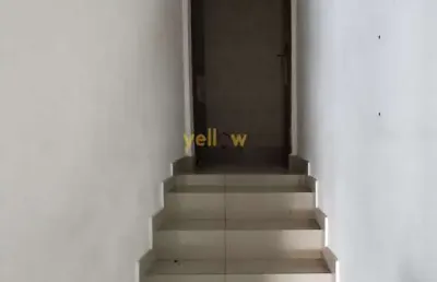 Salão de 60m² no centro de arujá com 1 banheiro por r$3.500/mês - alugue agora!
