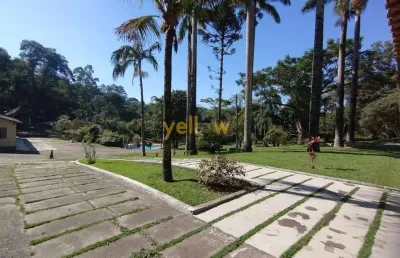 Chácara de luxo em santa isabel: 10 dormitórios sendo 10 suítes e 1.554m² de área útil