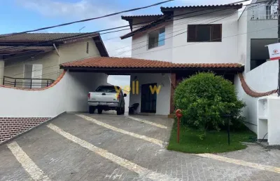 Casa em condomínio fechado em aruã - 3 dormitórios para locação
