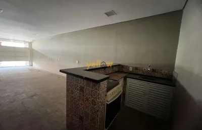 Casa à venda em arujá: 3 dorms, 1 suíte, 279m² por r$500 mil
