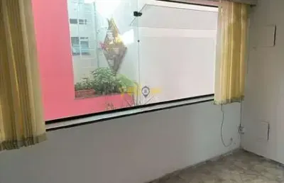 Alugue sala comercial de 23m² no centro de arujá por r$1.240,00