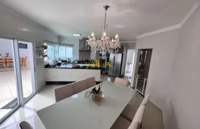 Casa à venda em lavorare arujá: 3 suítes, 304m², r$1.980.000