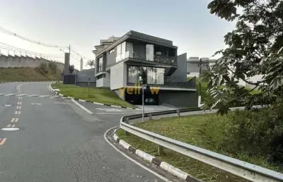Casa em condomínio fechado à venda em arujá, 3 suítes, 347m²