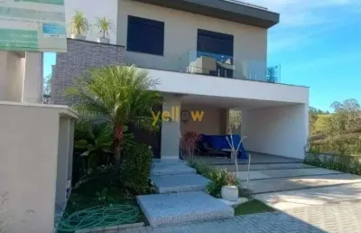 Casa em condomínio fechado à venda em cezar de souza, mogi