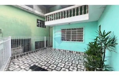 Casa com 2 quartos para alugar na Vila Penteado, São Paulo 
