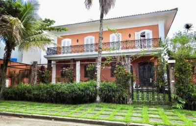 Casa com 8 dormitórios à venda, 450 m² por r$ 2.000.000,00 - praia de pernambuco - guarujá/sp